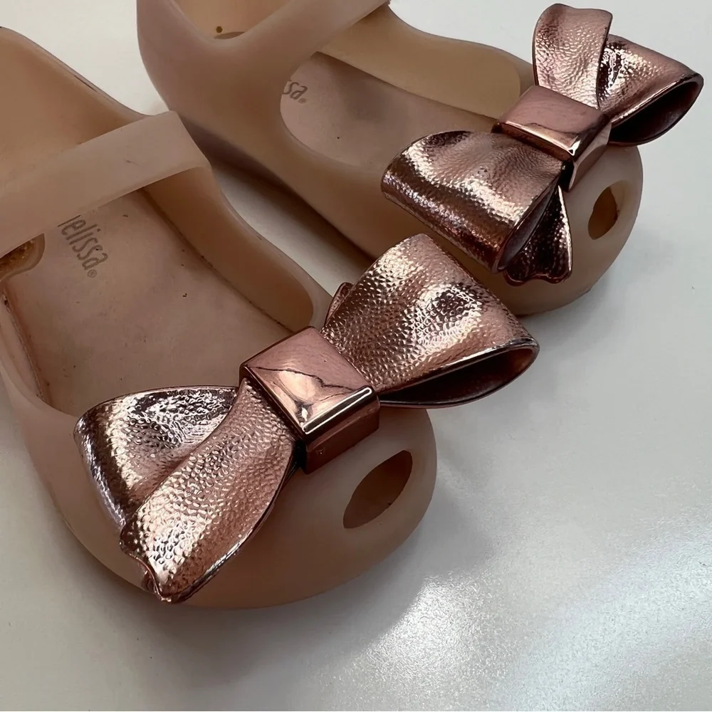 Mini Melissa rose gold pink metallic bow Scented Shoes Size 6 Toddler Girls